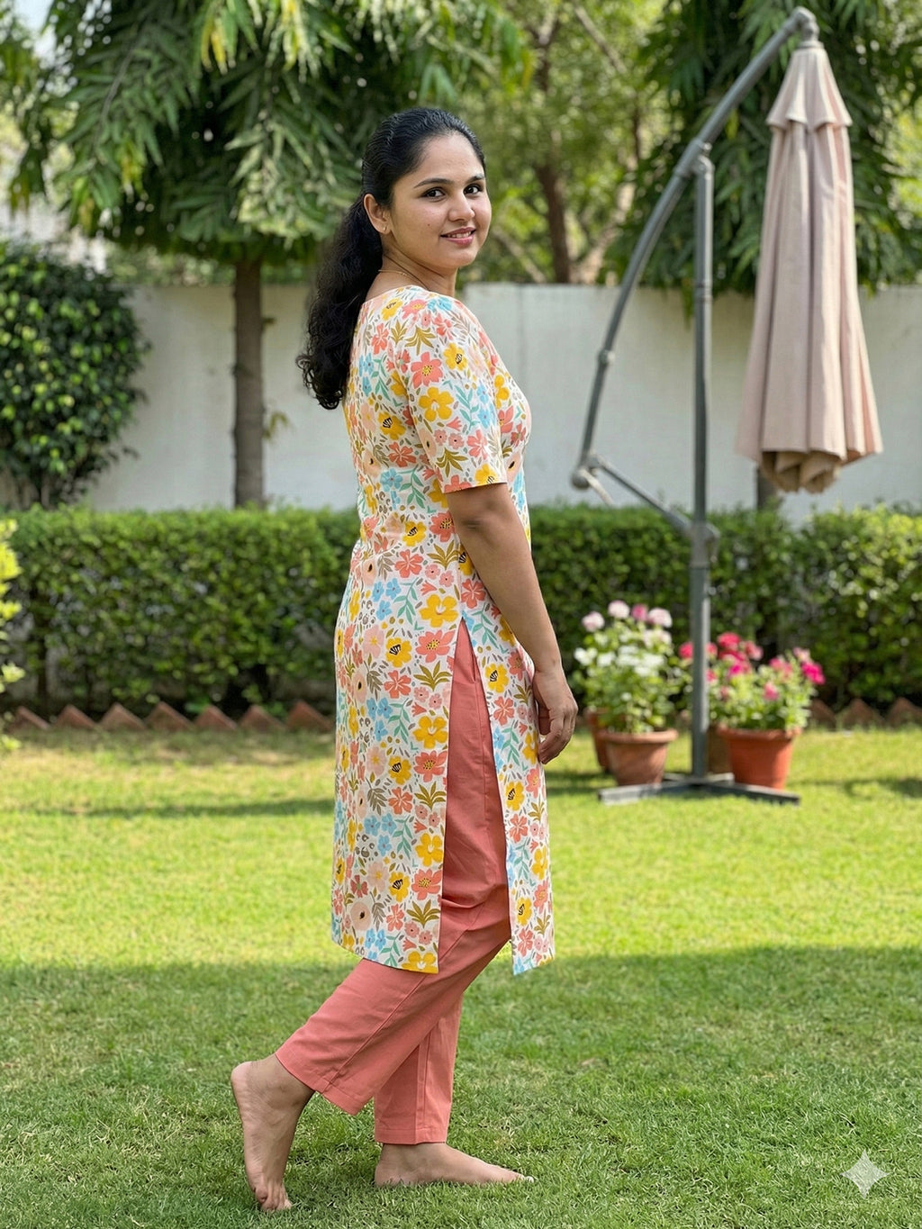 Butter cotton kurti- peach floral